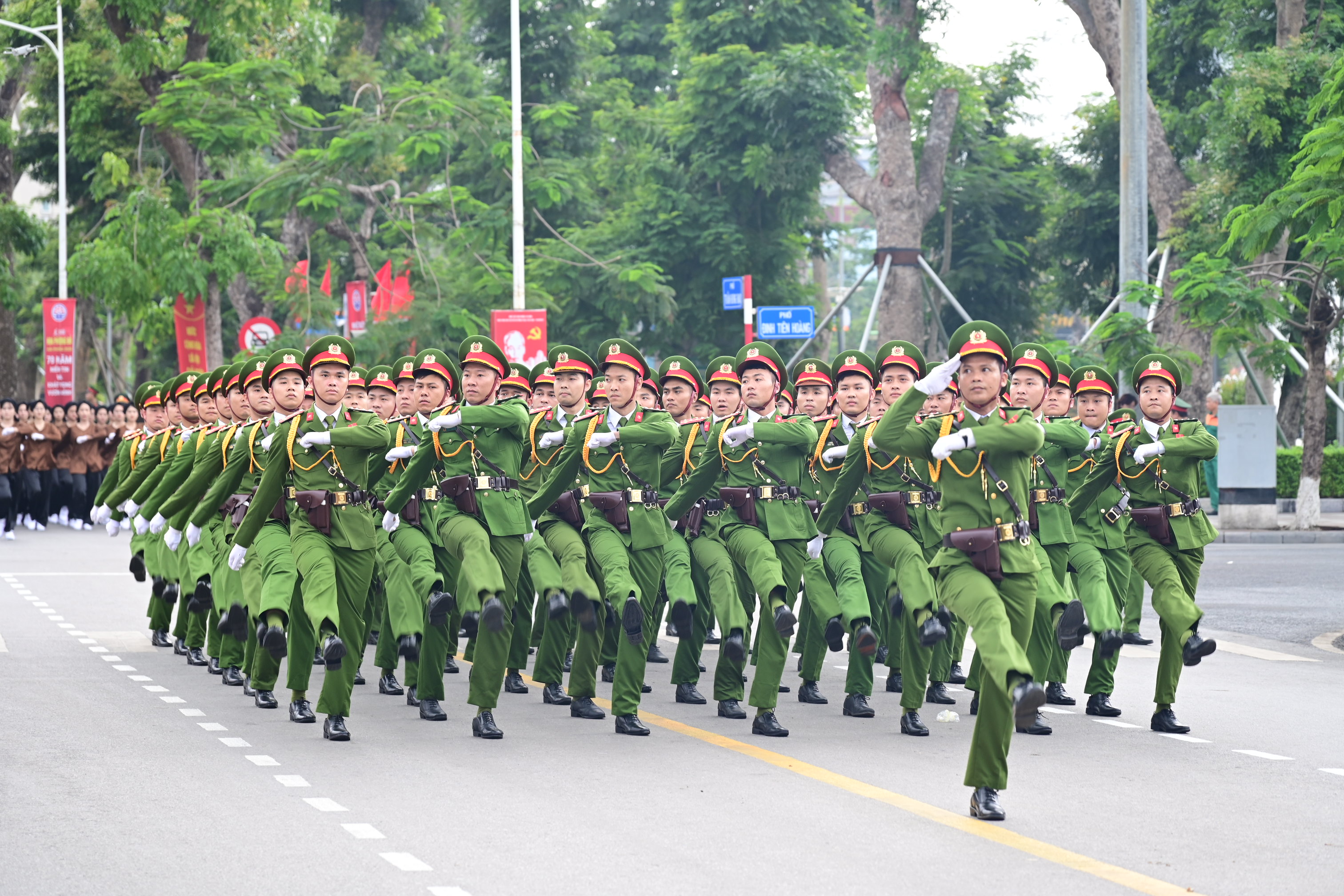 Thủ tướng yêu cầu tăng cường công tác bảo đảm an ninh, trật tự dịp Lễ Quốc khánh 2/9